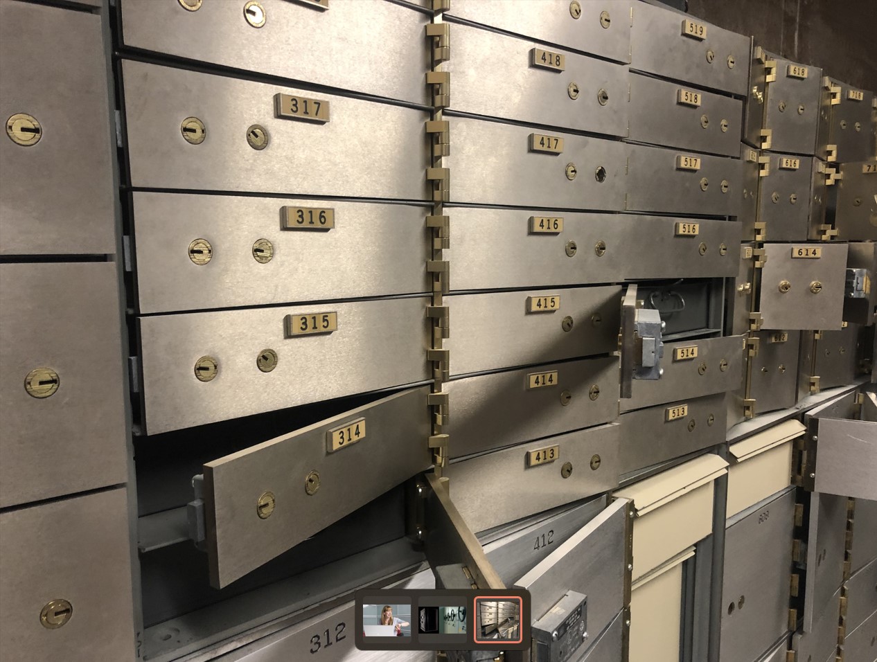 Secure safe deposit boxes